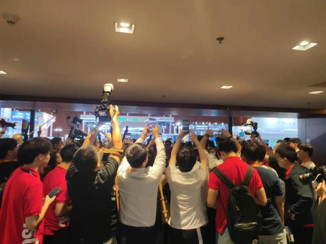 2024“人工智能日”创新独角兽沙盒大赛落幕观舆卫士挺进十强(图1) 2024“人工智能日”创新独角兽沙盒大赛落幕观舆卫士挺进十强(图1)
